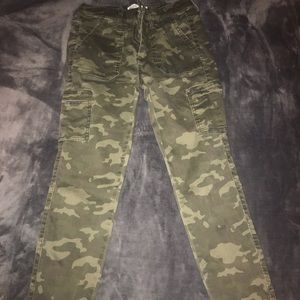camo high rise utility jegging
